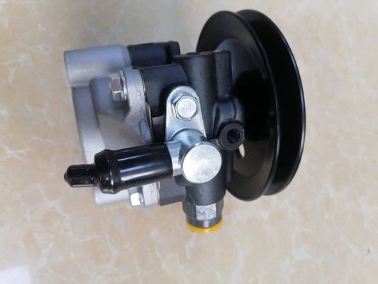 44320-26063 Máy bơm lái cho Toyota Hiace Van RZH114 Với công nghệ tiên tiến
