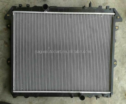 2.5 D-4D Motor Radiator 16400-OL250 cho Toyota Hilux Innova Auto