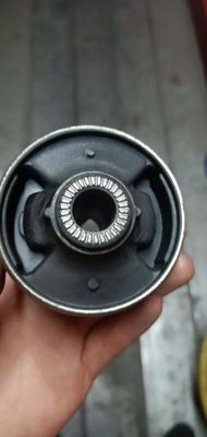 4013A426 Control Arm Bush cho Mitsubishi ASX Cải thiện trải nghiệm lái xe của bạn