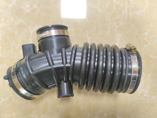 Ống ống dẫn không khí 16578-95F0B cho Nissan ALMERA Classic Car Fitment Nissan