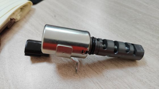 15330-21011 Kiểm soát dầu động cơ VVT Cam Timing Valve Solenoid cho TOYOTA JP Prius Yaris