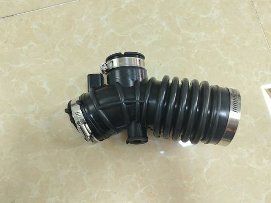 16578-95F0B Ống hút ống dẫn không khí cho Nissan Sunny murano