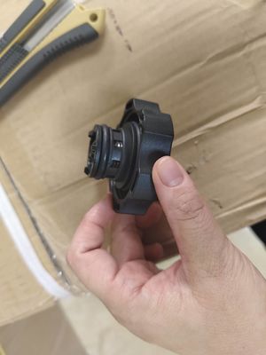 13032353 Radiator Cap Coolant Reservoir Cover Đối với GM Cadillac Cruze Buick
