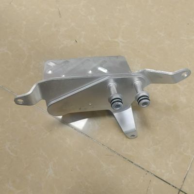 JB3Z7A095C Máy làm mát dầu cho Ford Ranger BT50 YN25